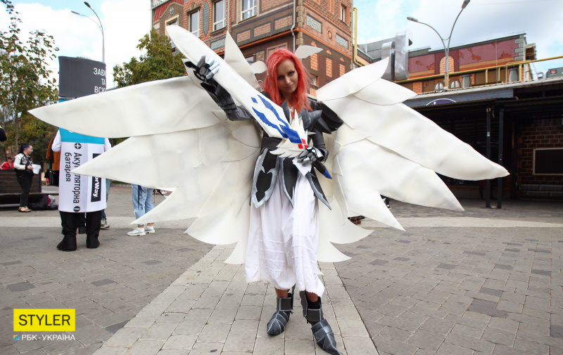 Зірка "Володаря кілець", яскраві образи і море емоцій: як пройшов фестиваль Comic Con у Києві (фото)