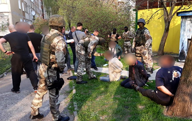 Во Львове задержали банду вымогателей