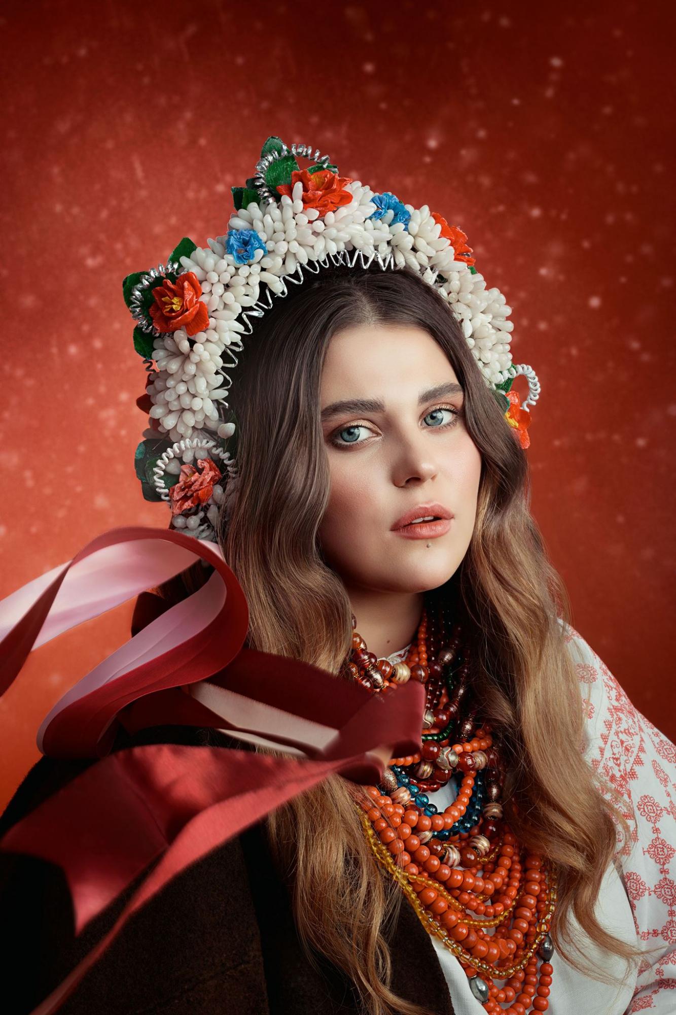 Создатели песни "Плакала" рассказали, в чем секрет главного хита группы KAZKA