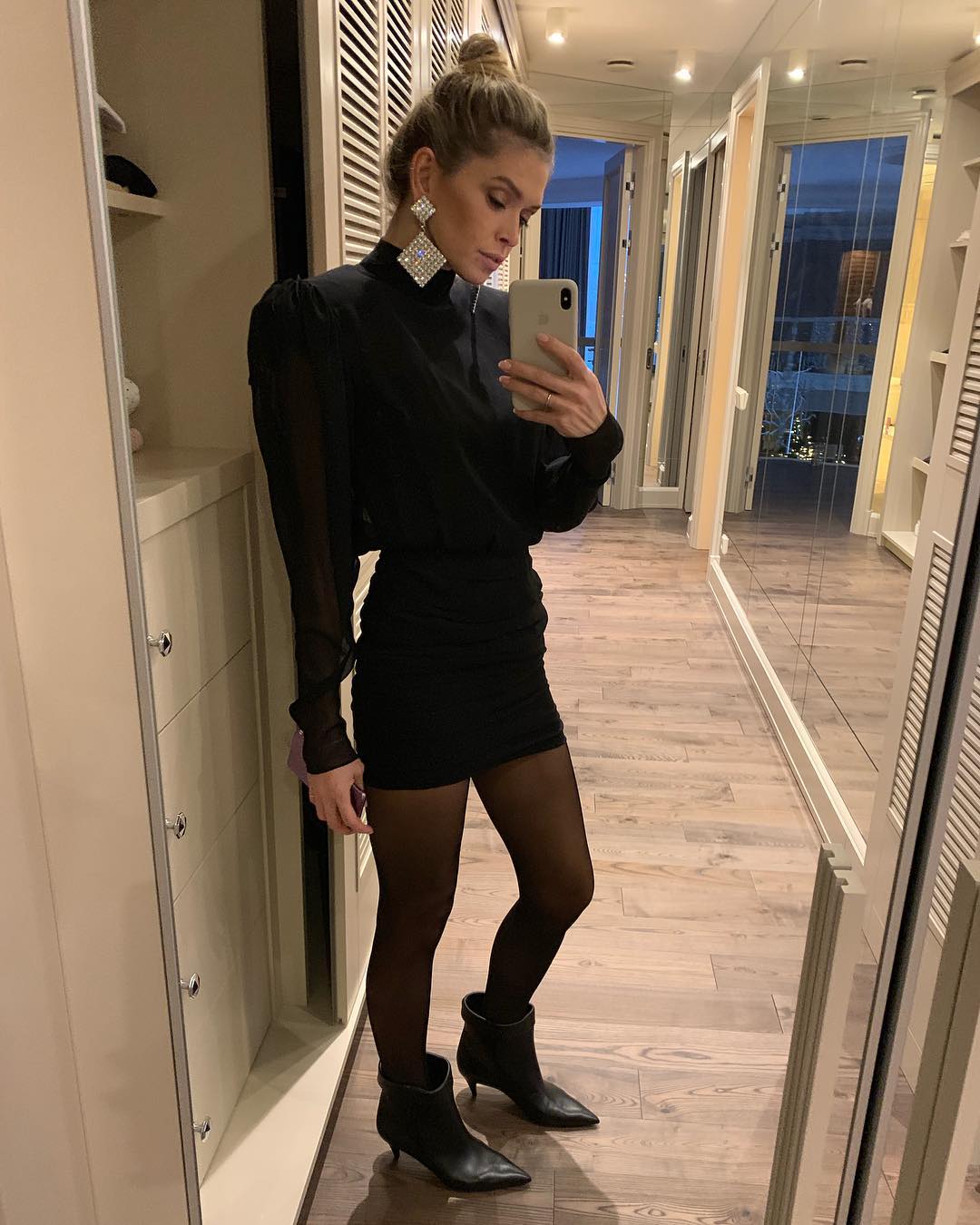 "Такі стрункі": Віра Брежнєва повеселилася на дні народження сестер