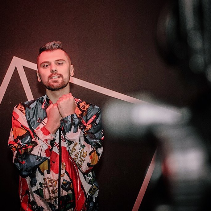 "Буду п’яним, мов від вина": український співак представив пісню для Євробачення 2019