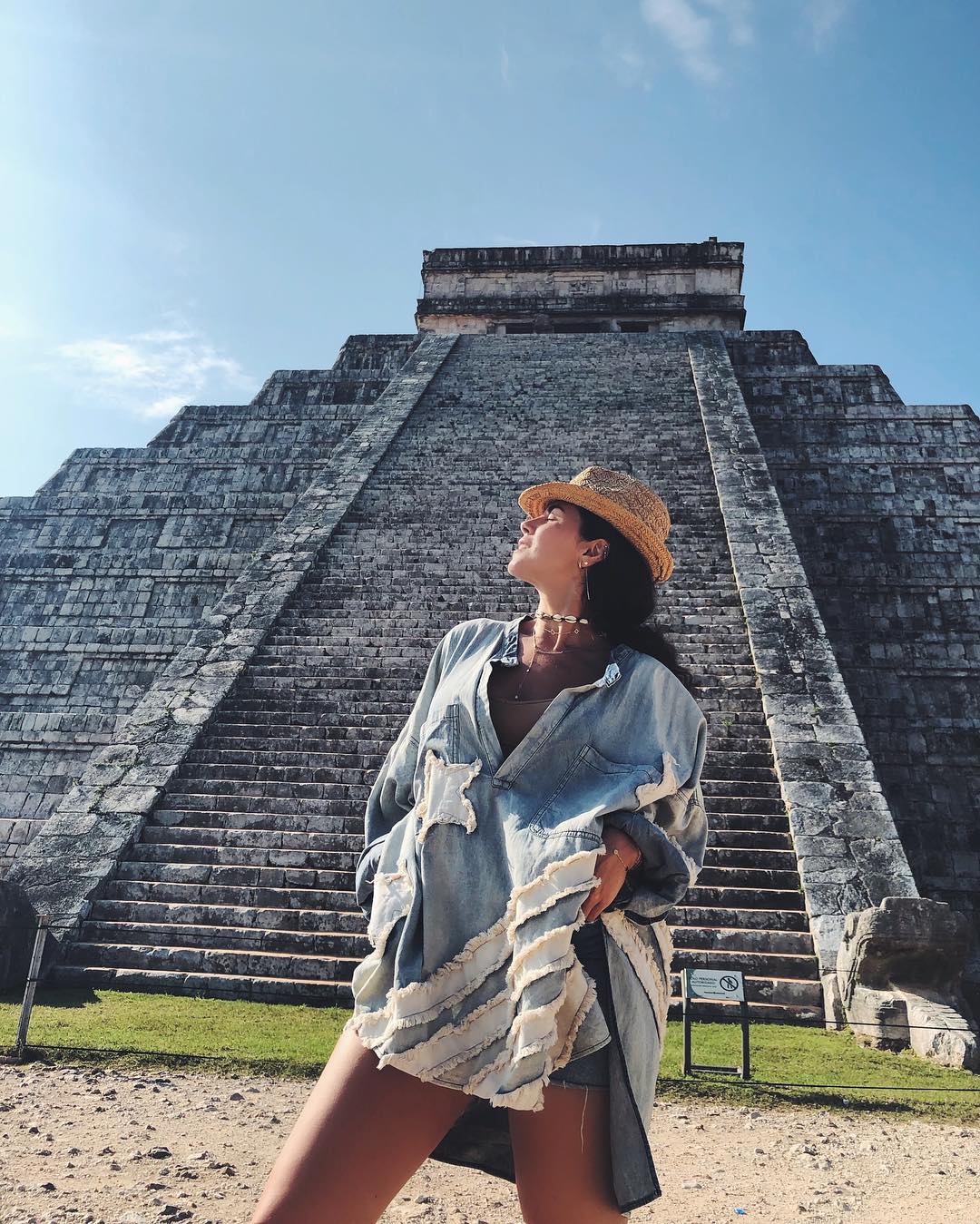 Вовсе не с Потапом: Настя Каменских рассекретила место отдыха