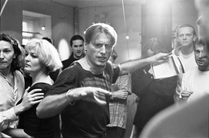 Умер гениальный украинский фотограф, который делал портреты Марии Примаченко