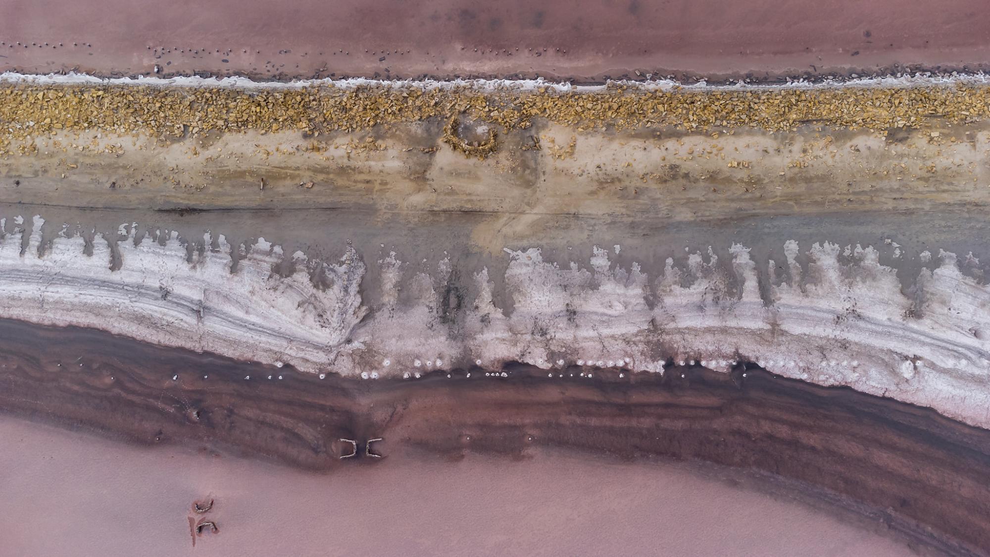 В Україні знайшли "марсіанські пейзажі": у ці фото складно повірити