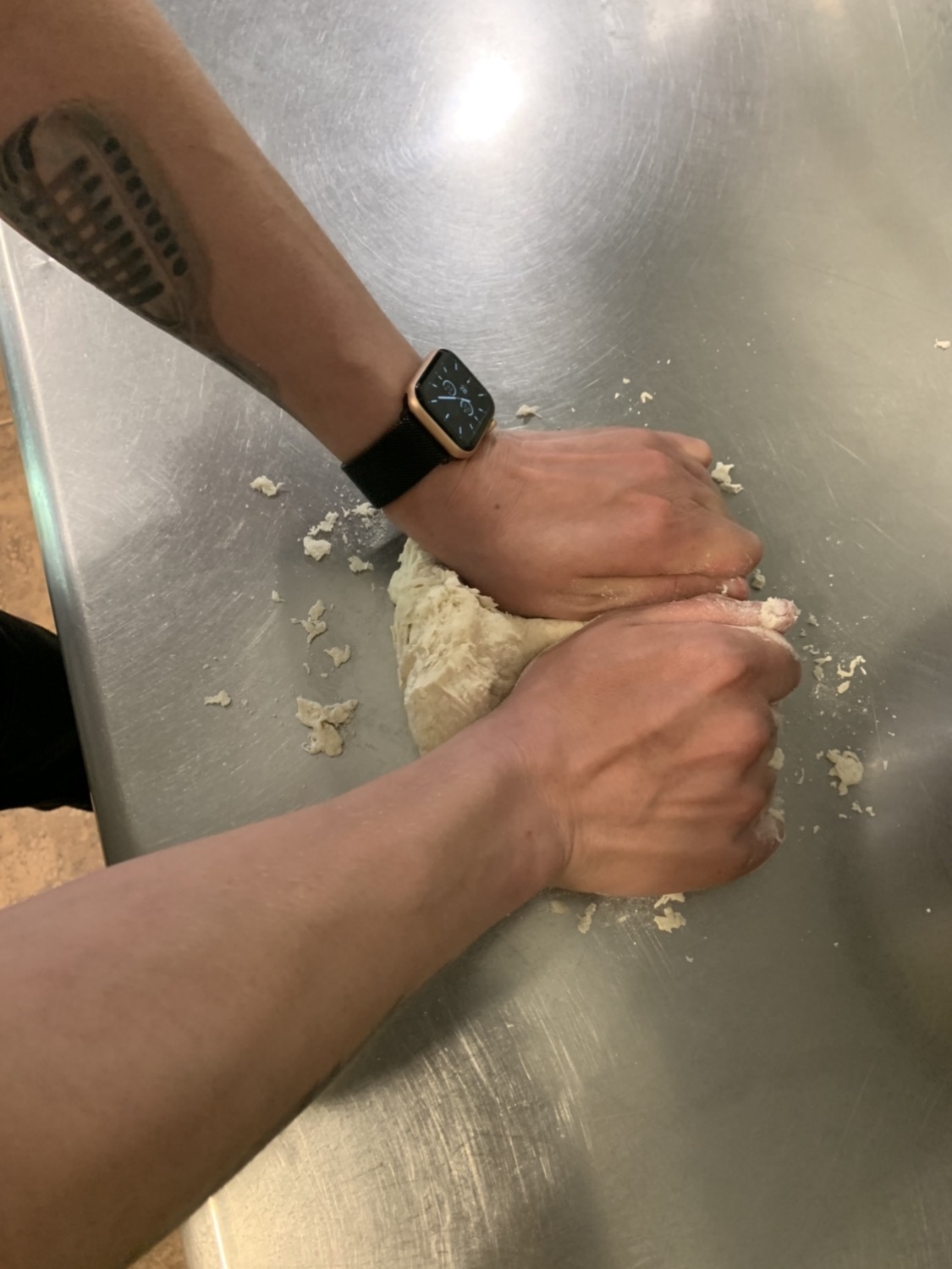 Шеф-повар поделился секретом идеального теста для пиццы: будет как в ресторане