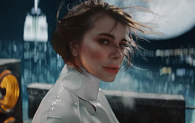 "Ні про що": відвертий кліп Ані Лорак викликав суперечки в мережі