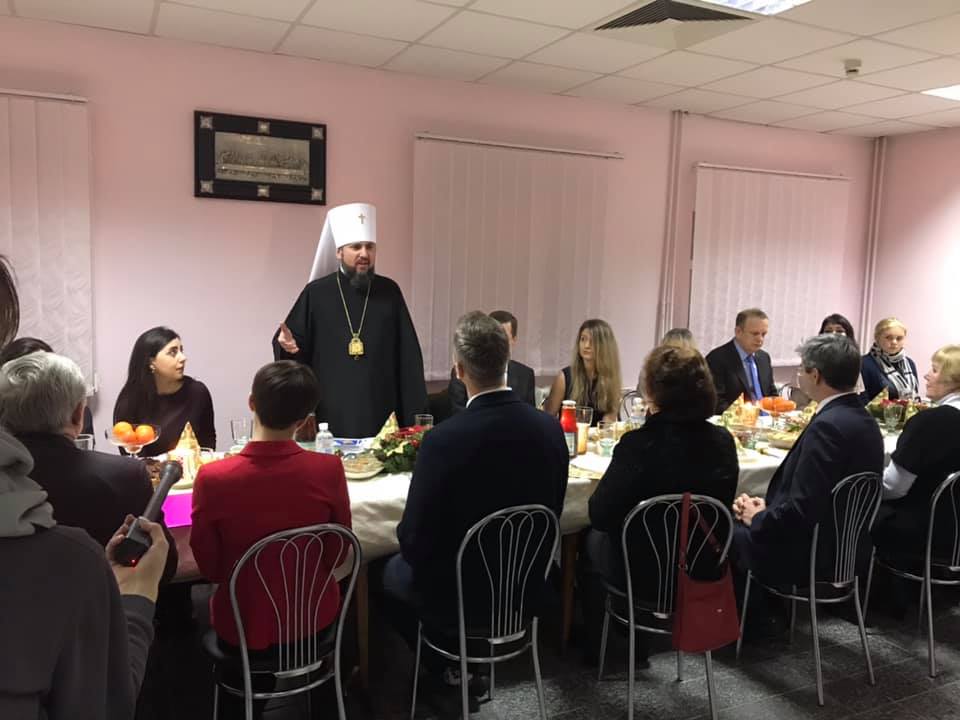 Епифаний встретился с семьями украинских политзаключенных