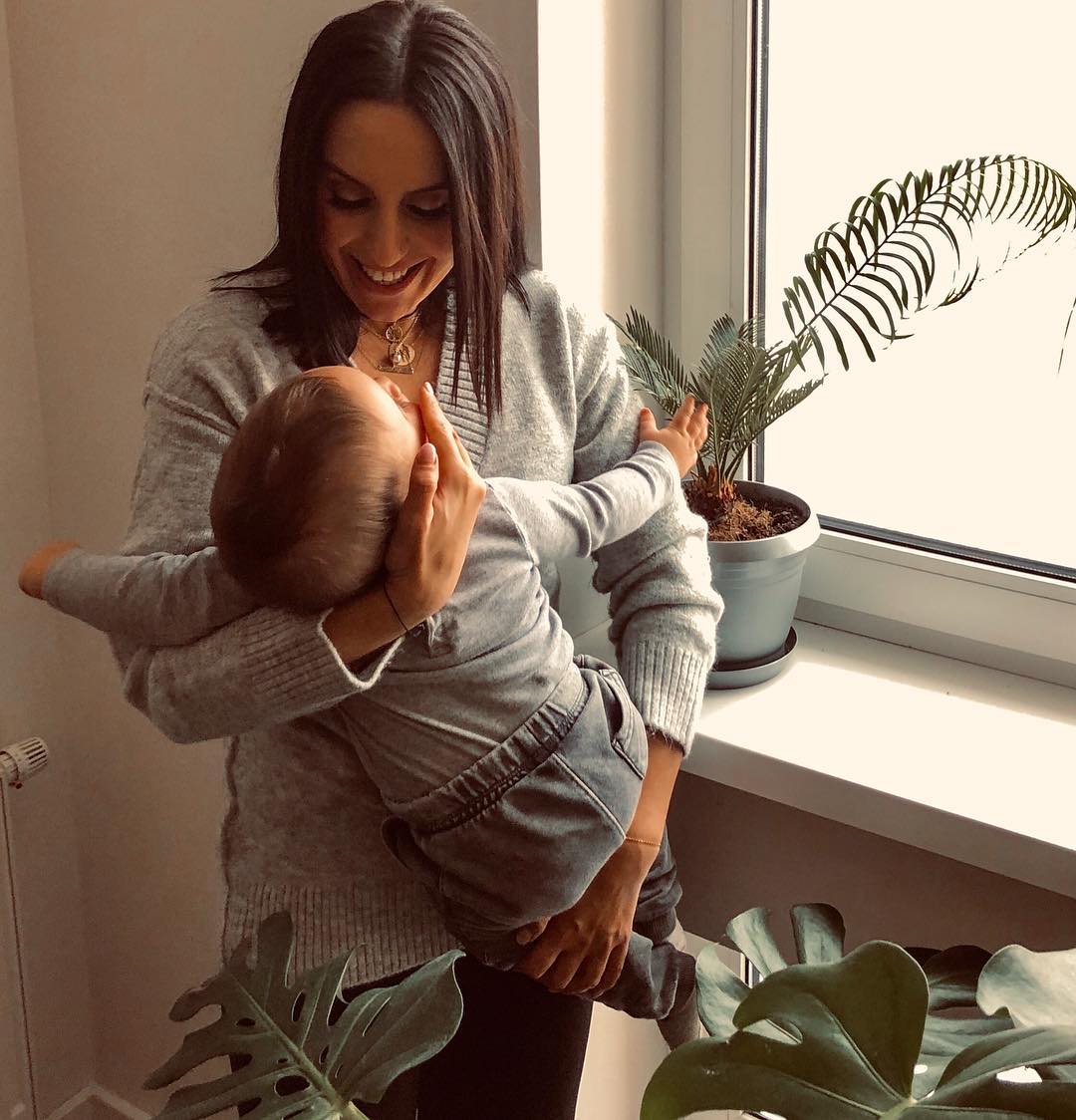 "Еще чуть-чуть и в школу": Джамала показала подросшего сына