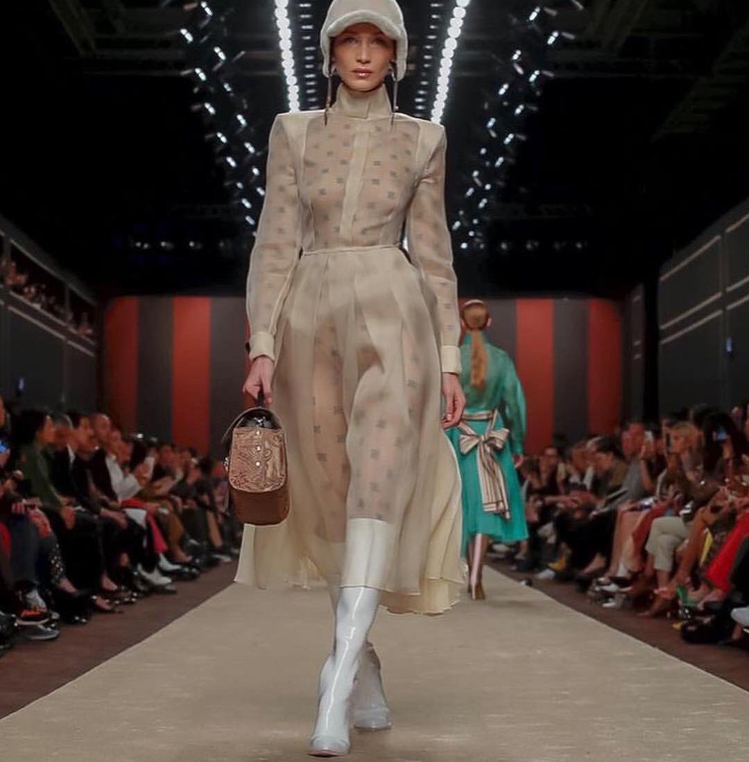 Природний відбір: топ-3 способу "приручити" бежевий відтінок від Белли Хадід