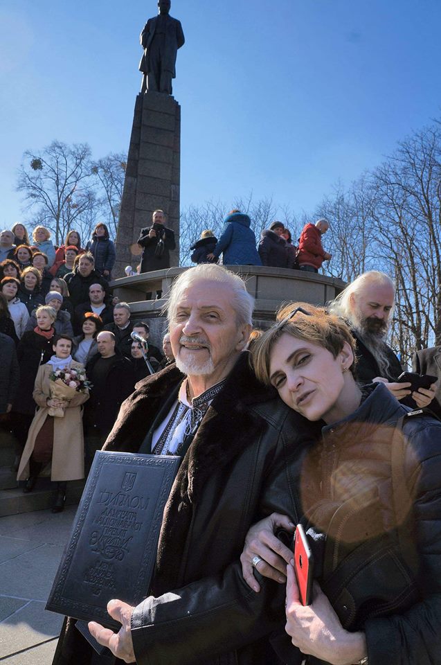 Офіс Зеленського знову потрапив у скандал: в чому справа (фото)