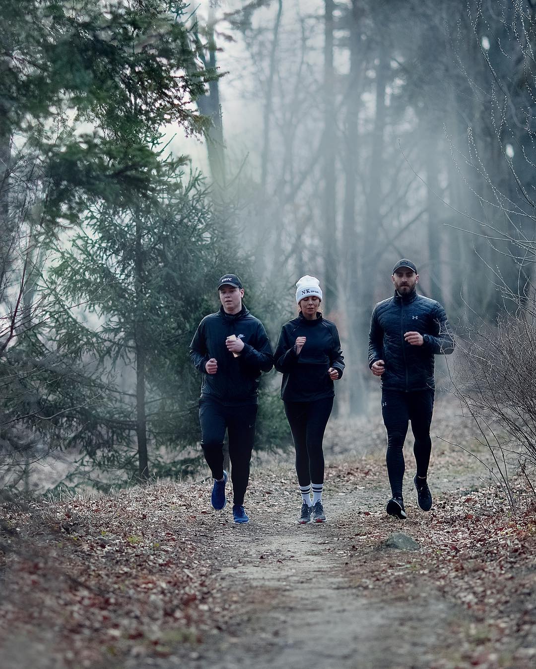 Такая худенькая! Постройневшая Настя Каменских восхитила спортивным фотосетом
