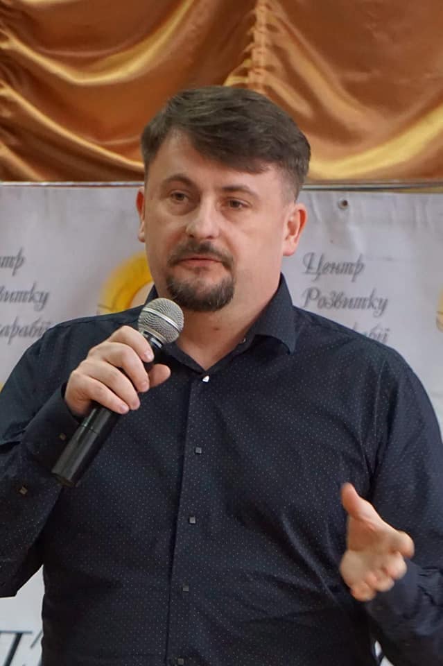 Приїдуть Маск і Шварценеггер: кандидат в нардепи оскандалився заявою