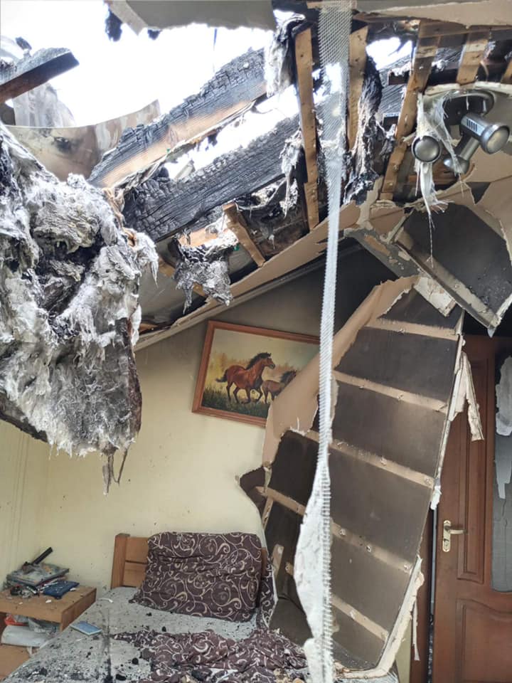 Падіння літака на Прикарпатті: згорів будинок з усіма речами української гандболістки