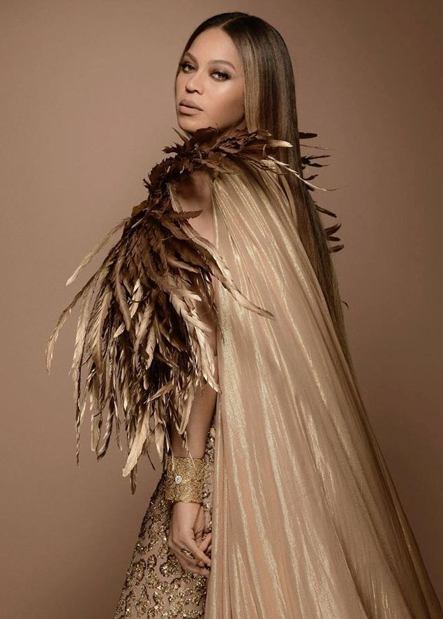 Королева-Львица: Бейонсе взорвала сеть эффектным нарядом на Wearable Art Gala