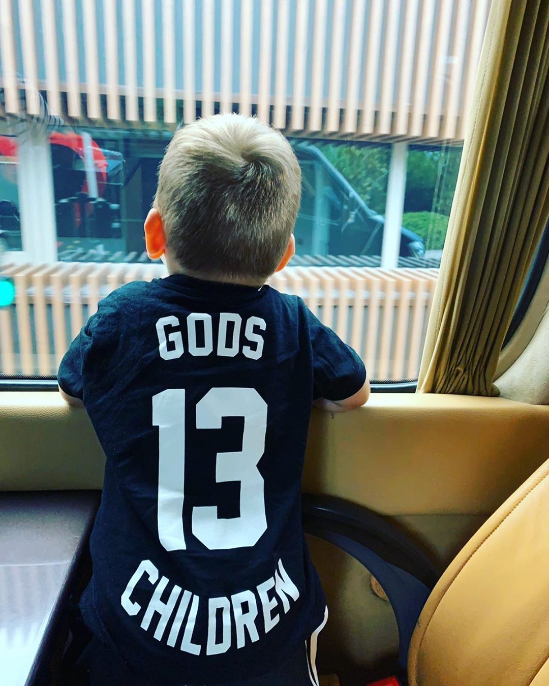 "Такой милый!" Жена MONATIK'а очаровала сеть фото подросшего сына