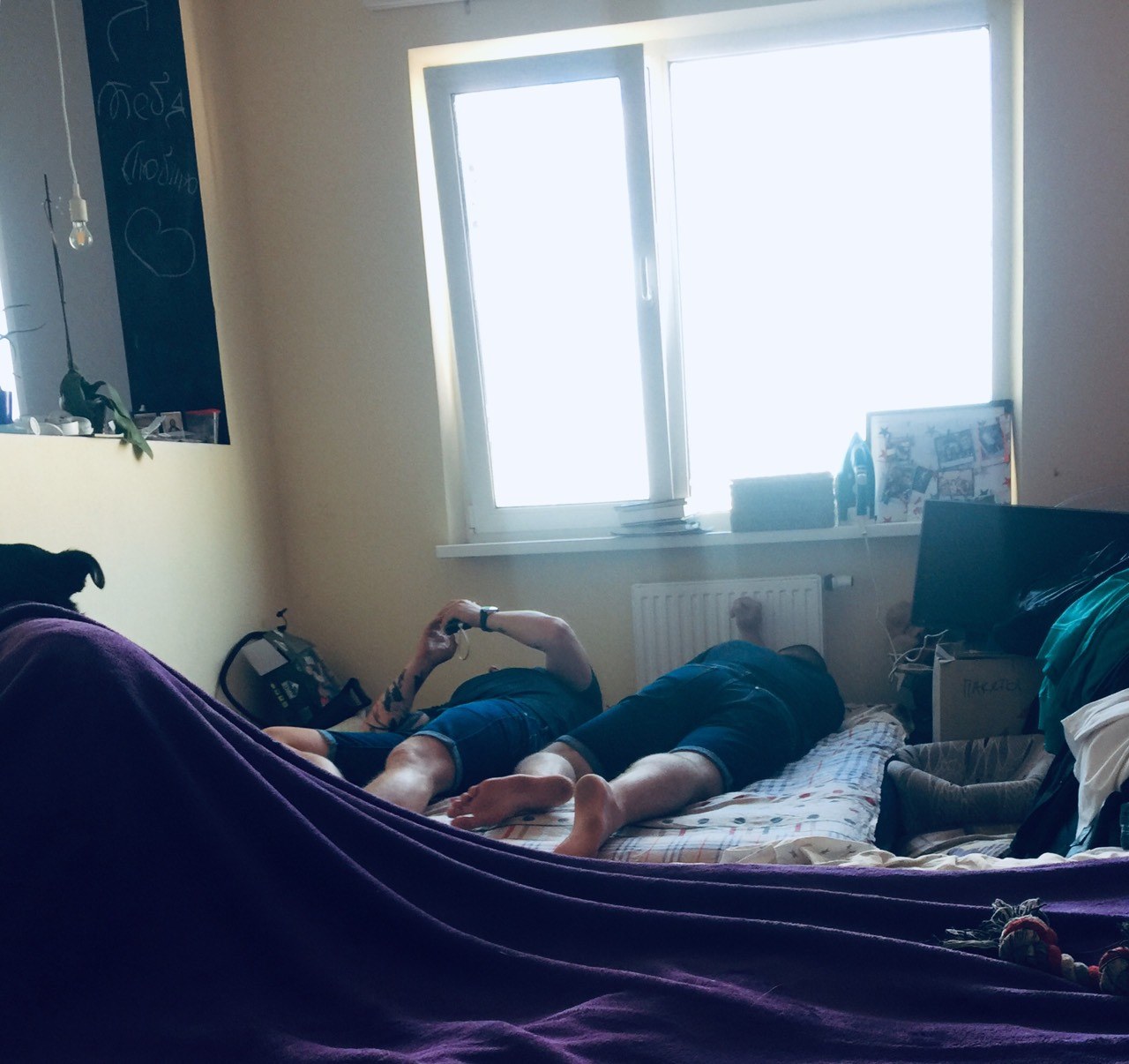 У Києві молоду сім'ю бандити викинули з квартири: поліція розводить руками