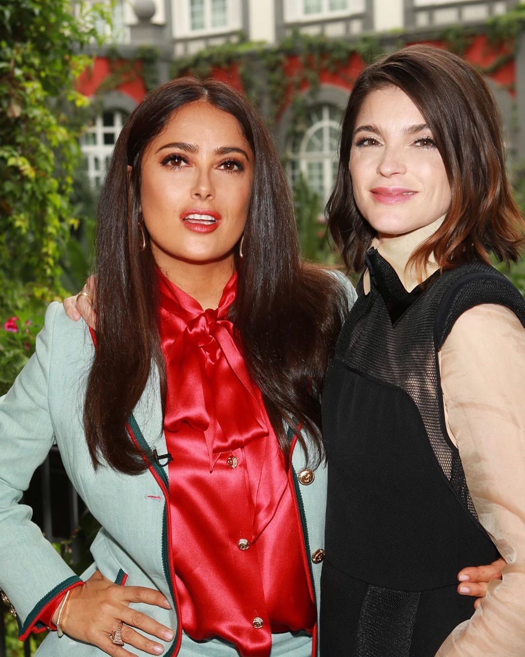 Не надивитися! 53-річна Сальма Хайєк вразила молодістю і стрункістю