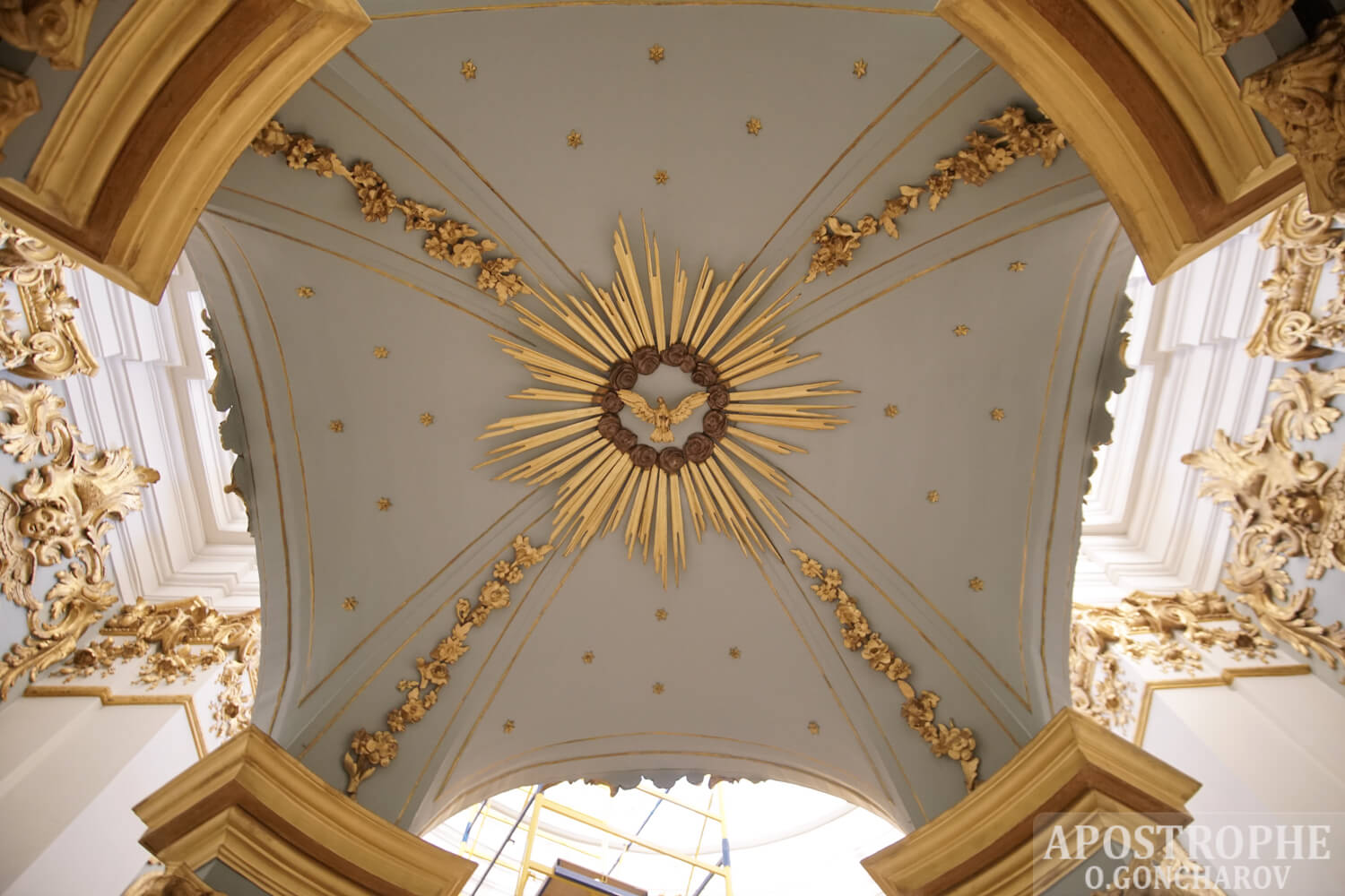 Андріївську церкву відкриють після 5-річного ремонту: фото і відео зсередини