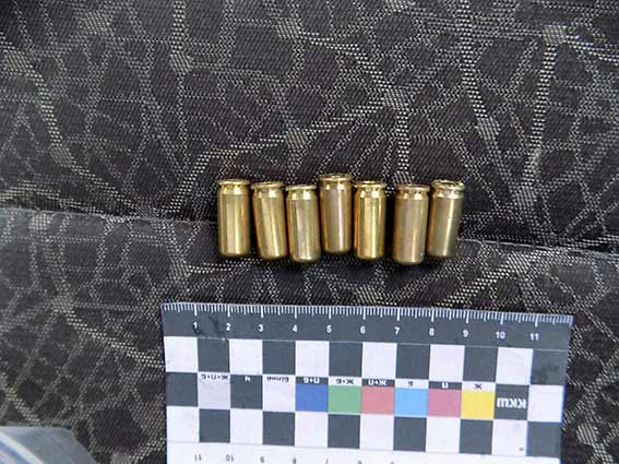 У Вінницькій області поліція вилучила зброю і наркотики в авто порушника ПДР