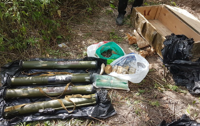 У Києві СБУ вилучила арсенал зброї та боєприпасів