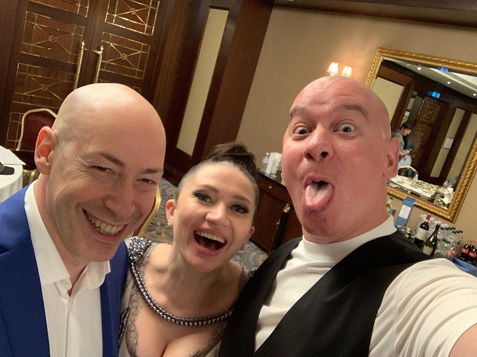 Отметили по-богатому: Баканов и Аваков засветились на дне рождения Суркиса