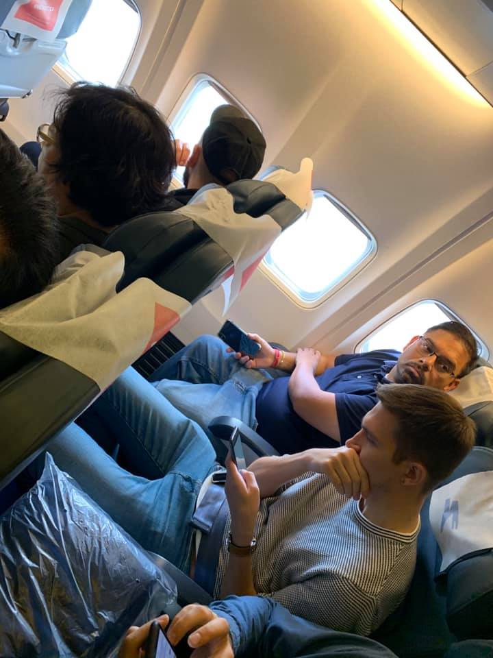 Авіамаршрутка: МАУ потрапила у скандал через умови у бізнес-класі (фото)