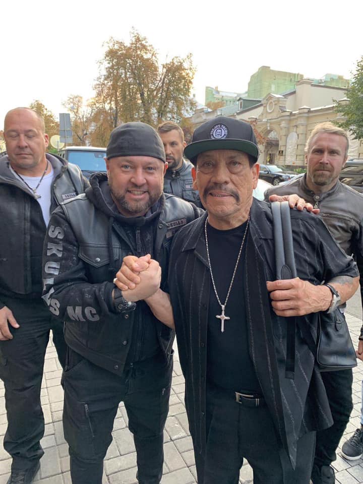 Звезда "Квартала 95" похвалился фото с "голливудским злодеем"