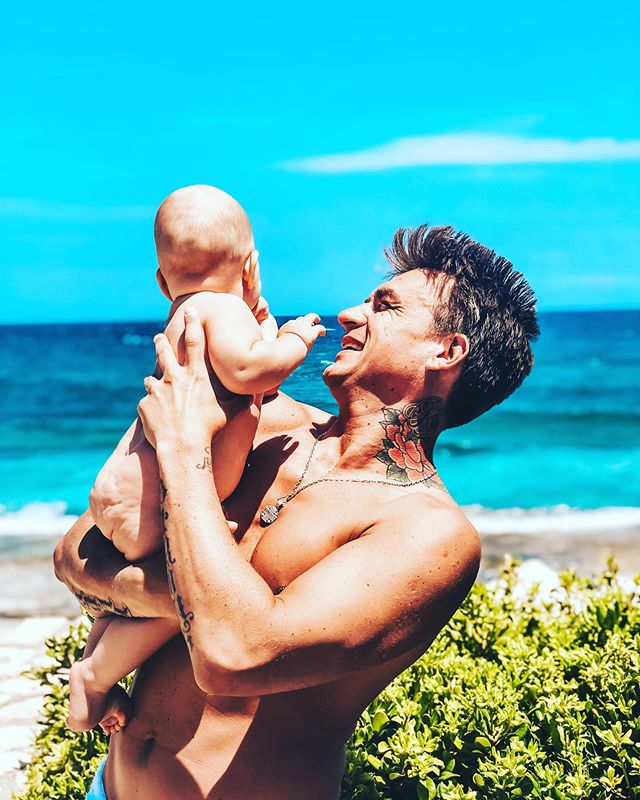 Такі солодкі! Влад Топалов розчулив душевним спілкуванням з сином