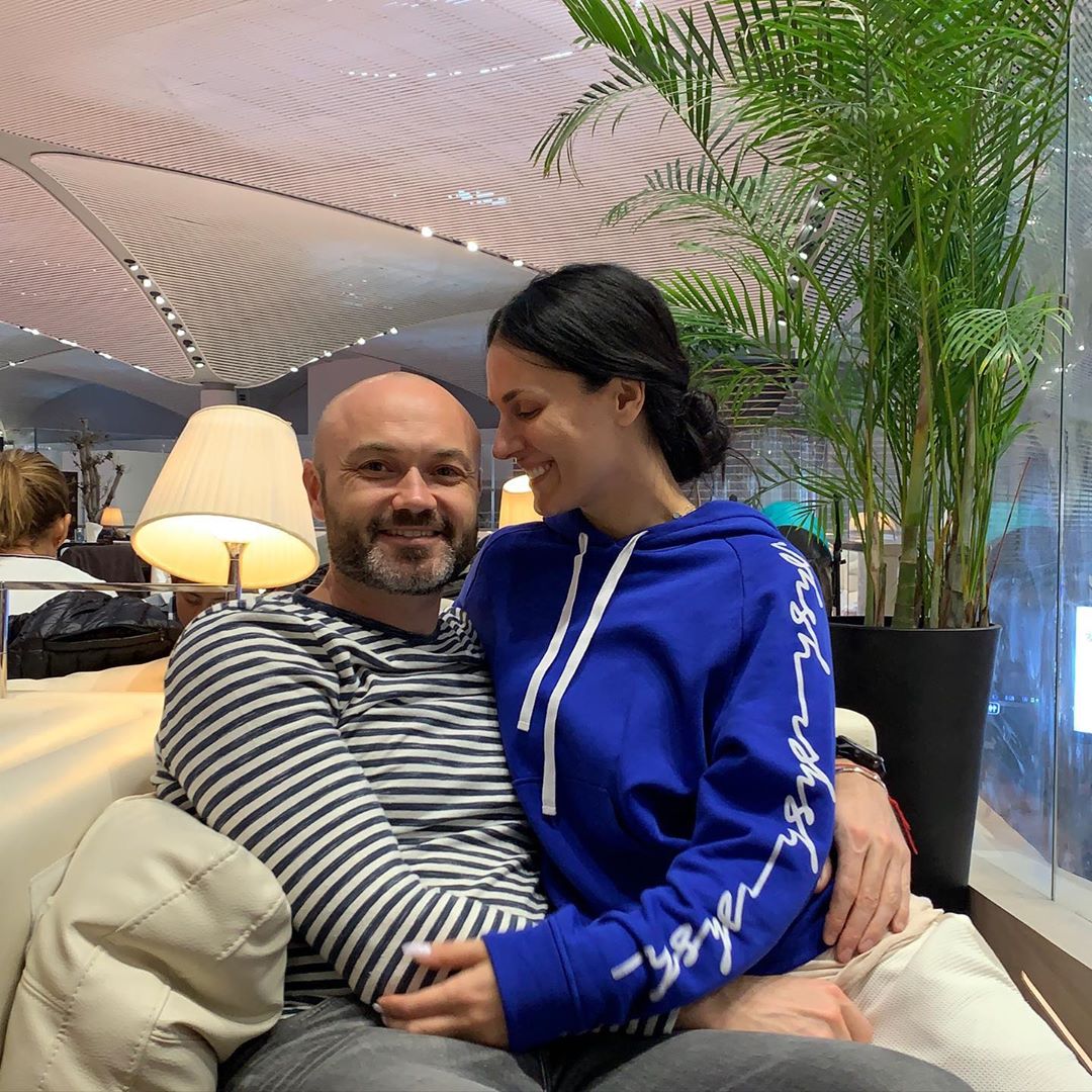 "Очень сильно хотели!" Счастливая Маша Ефросинина с мужем поделилась радостью