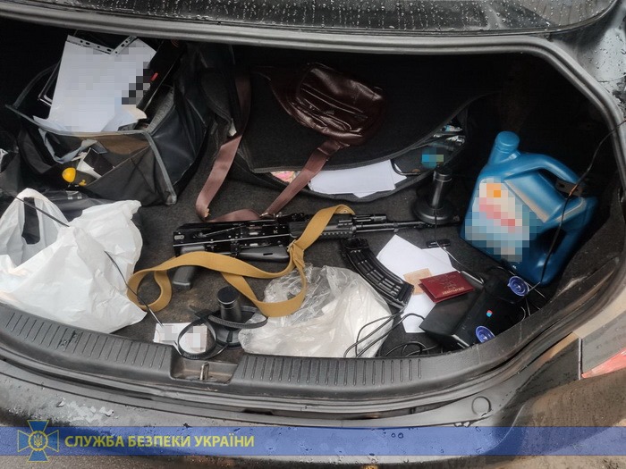 Шахрай під виглядом СБУшника зібрав 100 тисяч "пожертвувань" для учасників ООС (фото)