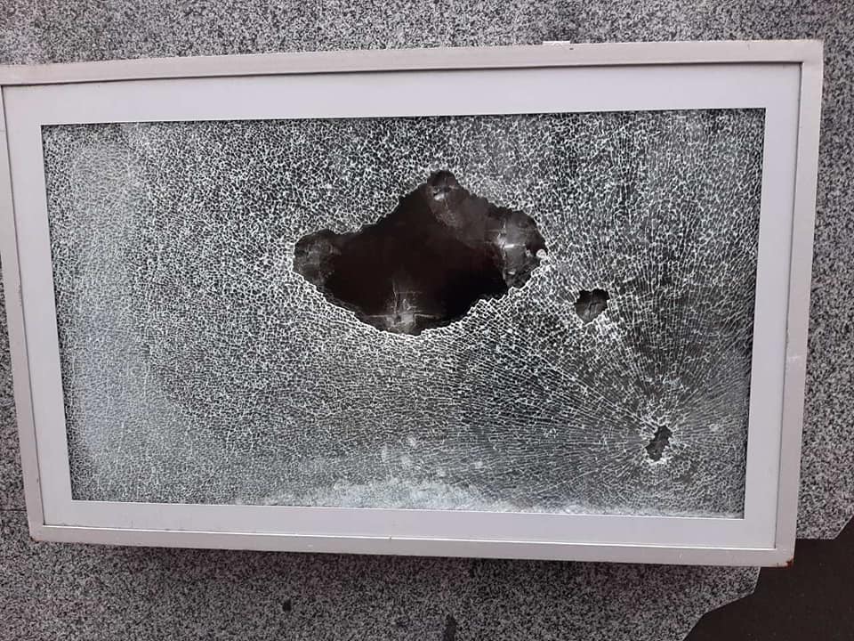 У Полтаві вандали розгромили меморіал на честь загиблих воїнів АТО (фото)