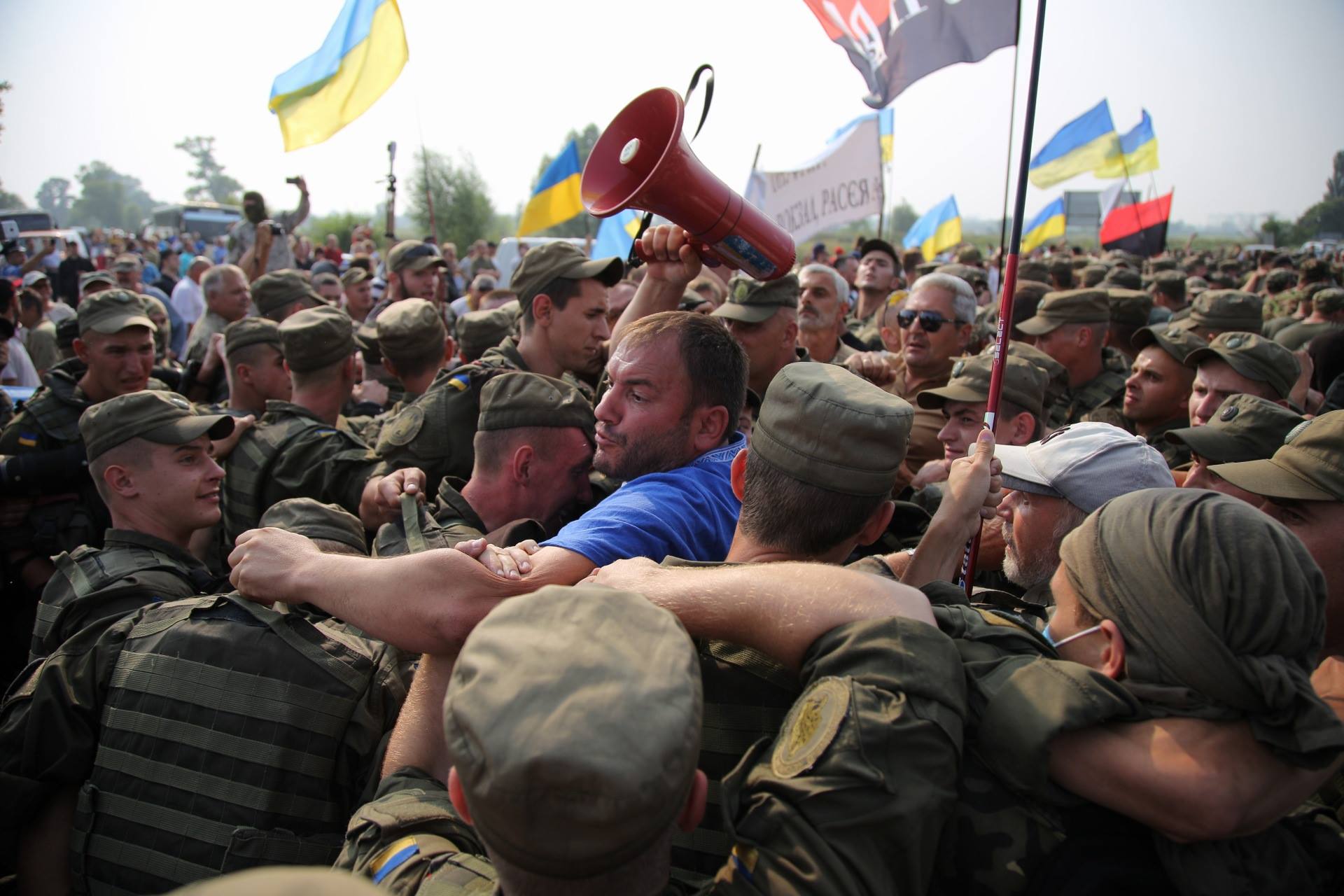 правоохоронці відбивали атаки активістів під Борисполем