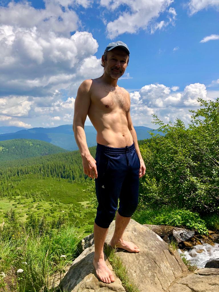 Вакарчук показав, чим займається після виходу з Ради: яскраві фото