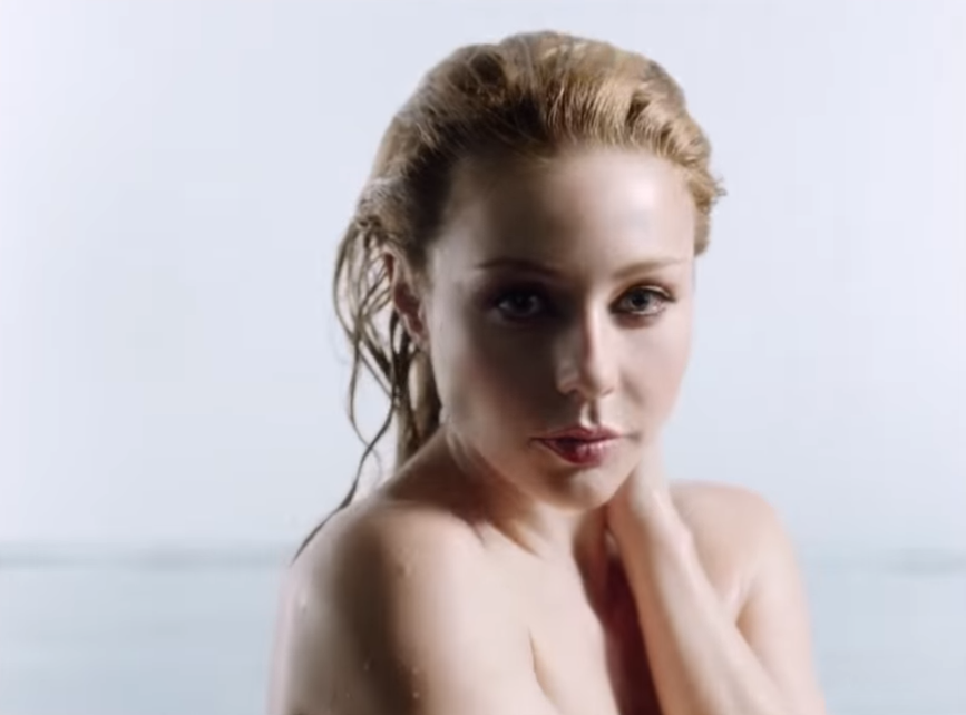 "Ядерная смесь": Тина Кароль восхитила клипом на новую песню