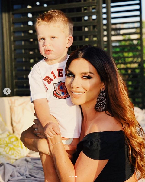 "Необыкновенная женщина": Анна Седокова умилила трогательным фотосетом с сыном