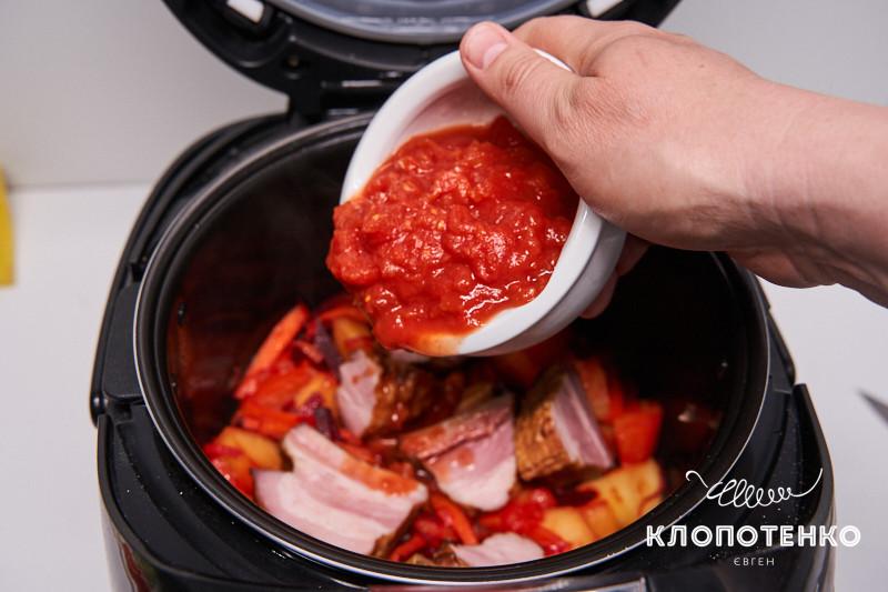 Вкусно, как у мамы: Клопотенко раскрыл секрет приготовления борща в мультиварке