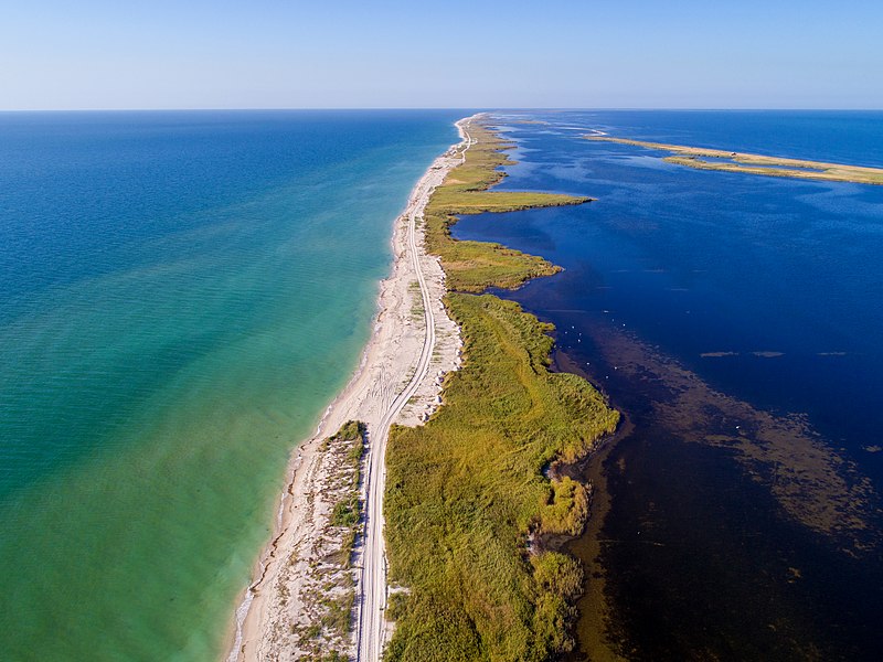 Бюджетний відпочинок на Азовському морі в 2021 році: ці локації абсолютно не розкручені