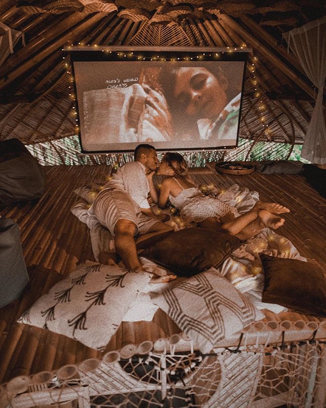 Есть примета: Холостяк 9 с невестой поделился пророческой балийской мудростью о счастье