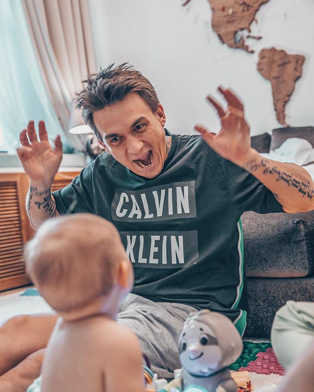 "Сумасшедший" папа: Влад Топалов позабавил веселым фото с маленьким сыном