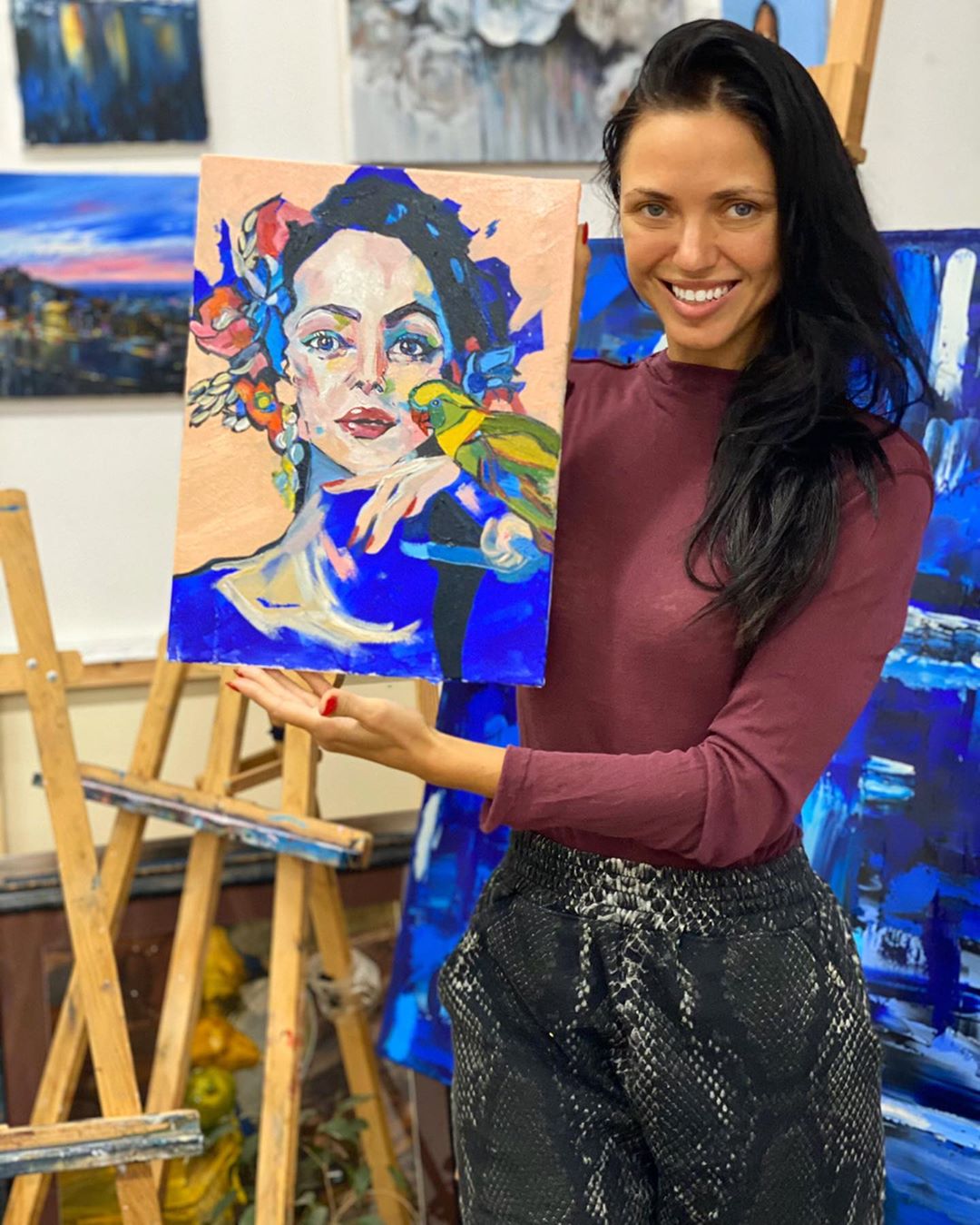 Не взяли до ВНЗ: Віка з НеАнгелів несподівано зізналася, чому стала співачкою