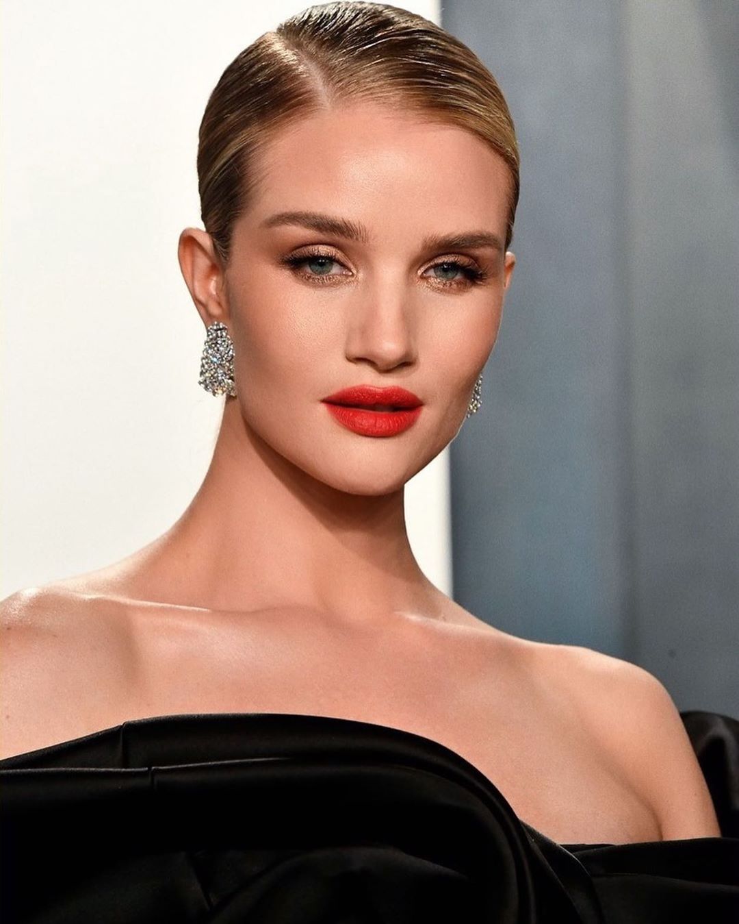 Королева сердець: 5 кращих варіантів макіяжу на День всіх закоханих з червоних доріжок