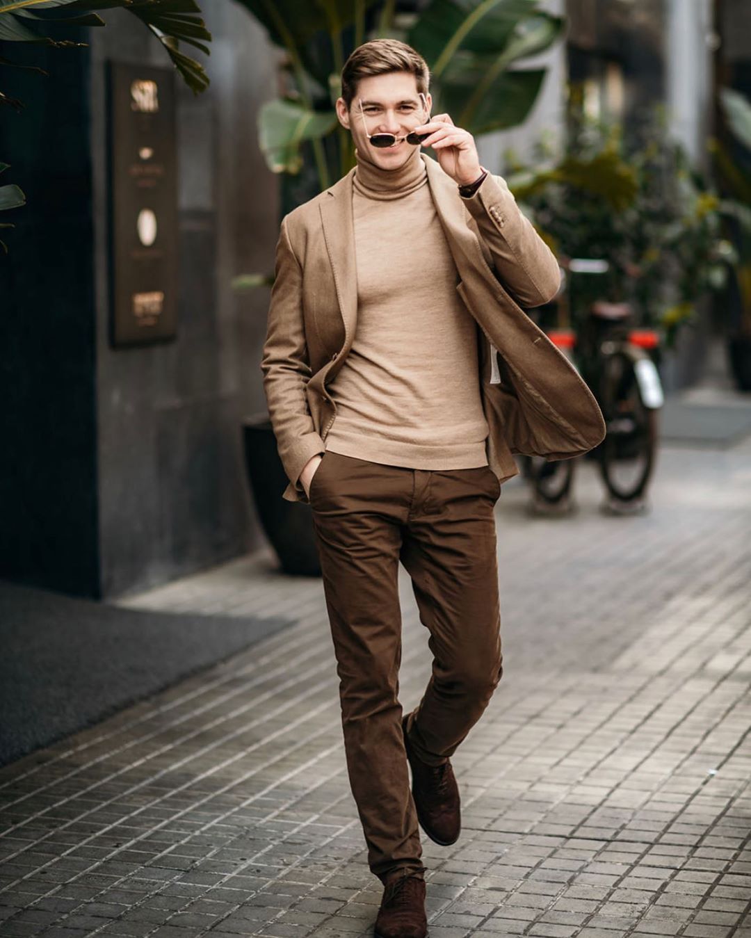 Знімає житло і ходить до психолога: Володимир Остапчук відверто розповів про життя після розлучення