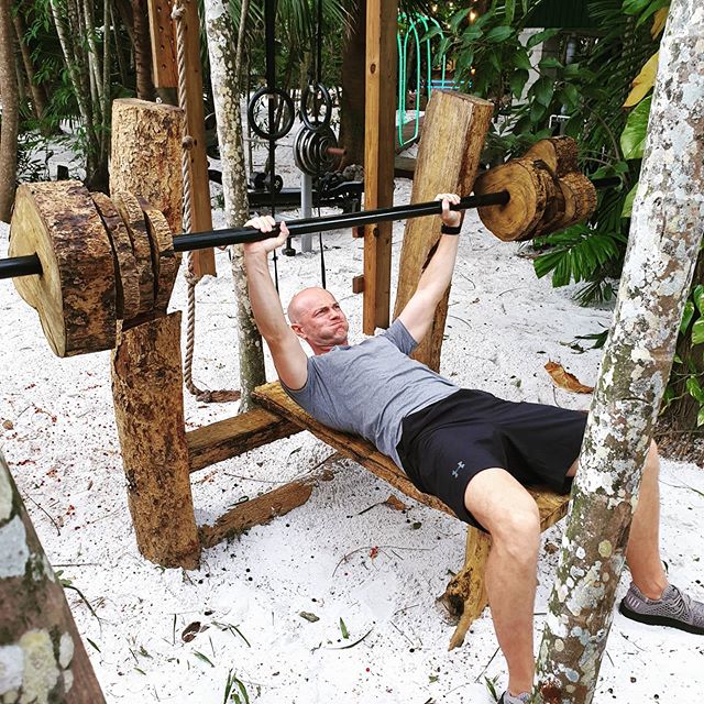 "Зі мною щось не так": Влад Яма здивував зізнанням і розповів, чому не оголюється для фотосетів