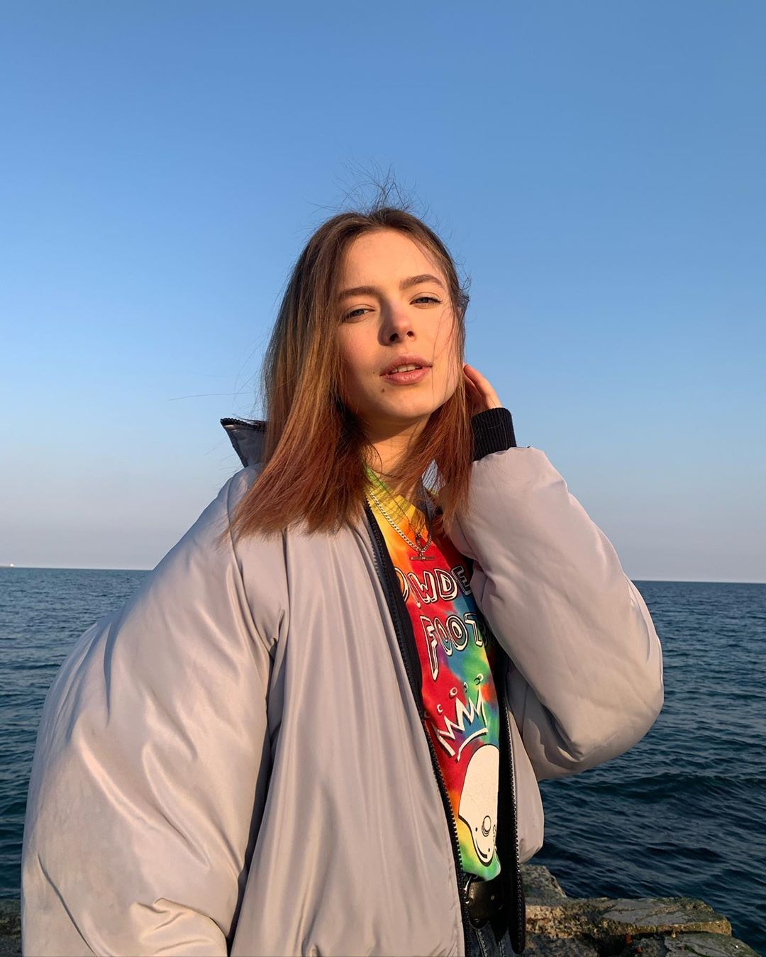 Вона прекрасна: дочка Олени Кравець заворожила атмосферними кадрами на березі моря