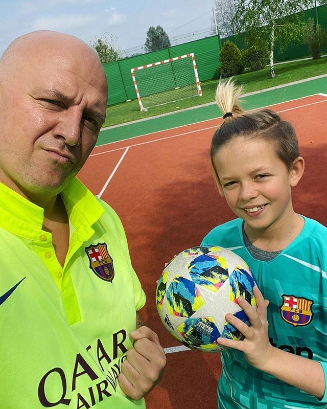 Два Месси: Потап восхитил семейным спортивным фото с сыном Андреем