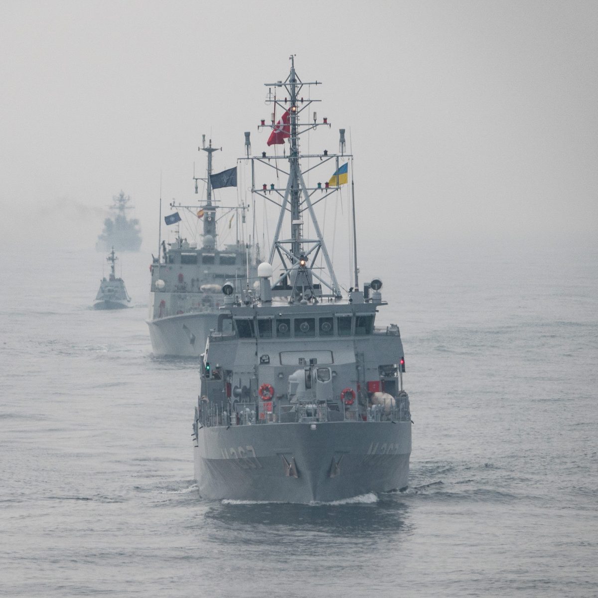 Українські ВМС тренувалися з НАТО в Чорному морі видбивати повітряні атаки ворога (фото)