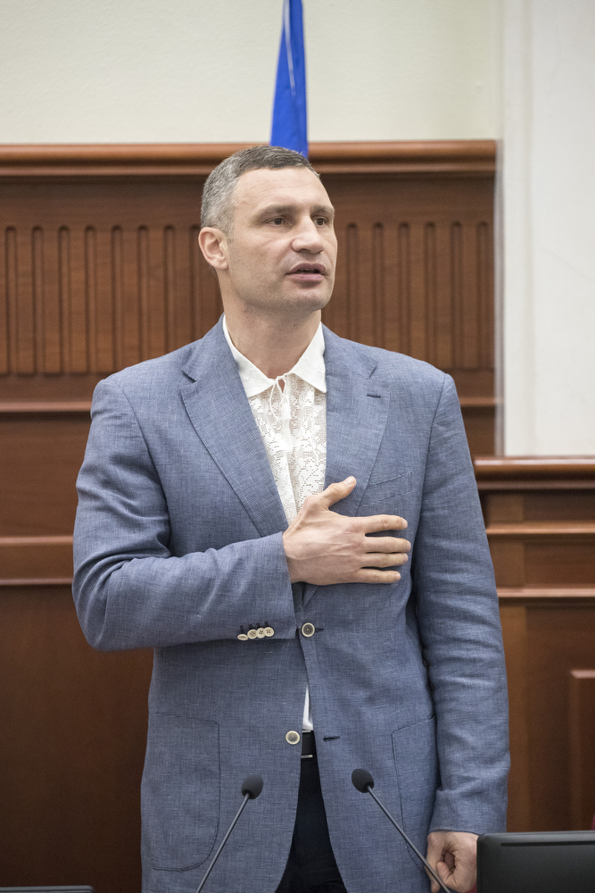 Красивые и гордые: Кличко поздравил украинцев с Днем вышиванки (фото)