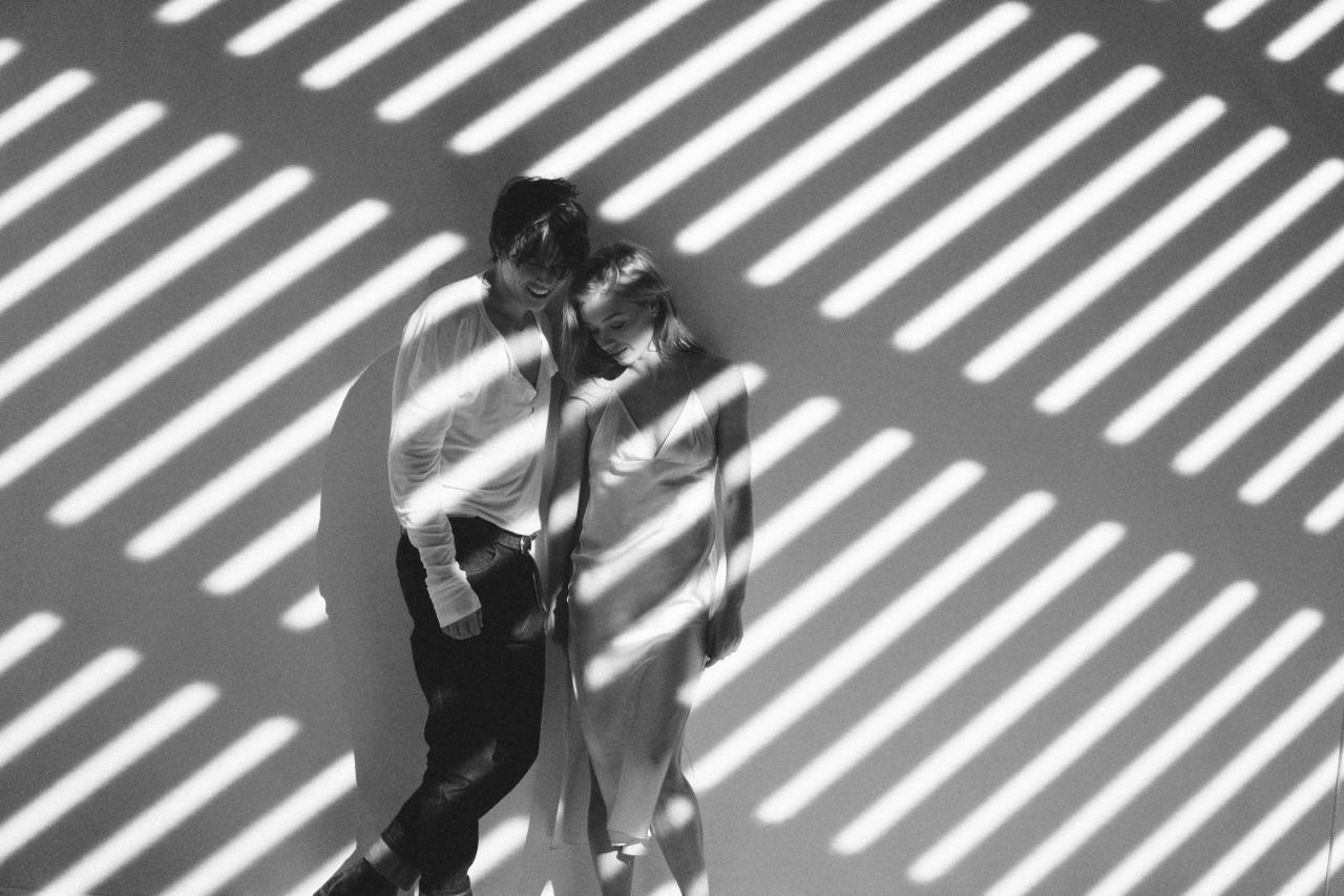 "Как ты там": ALEKSEEV презентував пронизливий кліп-сповідь про пережиті почуття