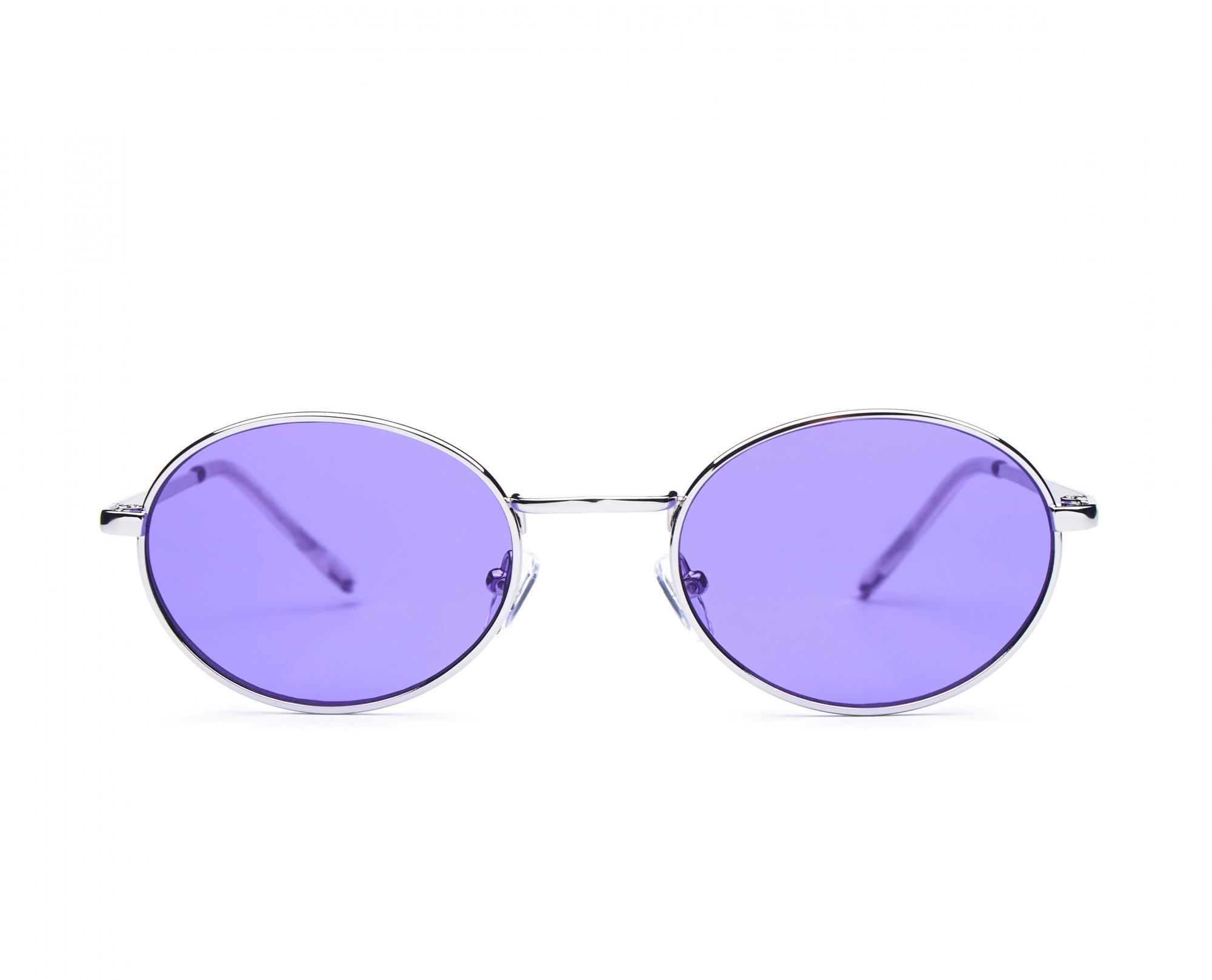 Які окуляри будуть модні навесні: топ-5 моделей