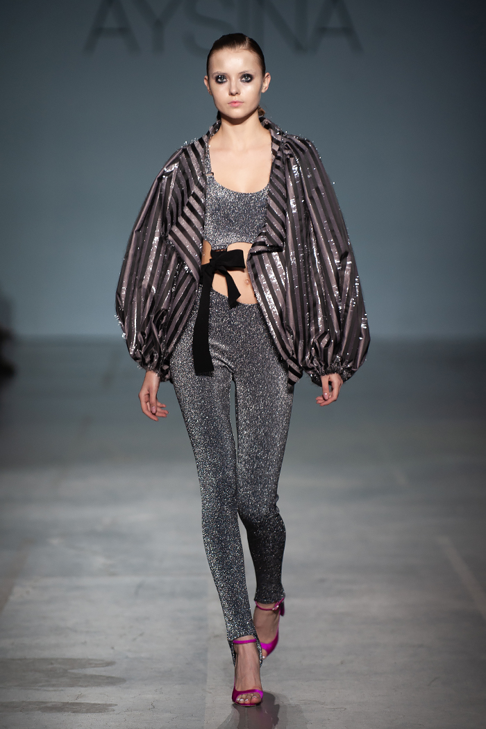 Рівновага над божевіллям: AYSINA представила провокаційну колекцію FW19-20
